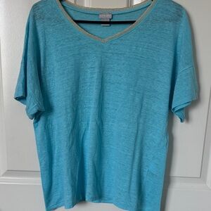 Chico's Aqua Short Sleeve V-Neck Top